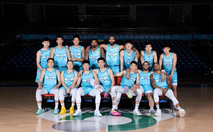 云开体育官网-转投恩师拿到大合同！CBA顶薪后卫与老东家闹翻，场均只有5.9分|青岛男篮|青岛市|王奕博|稠州|刘维伟_新浪体育_新浪新闻